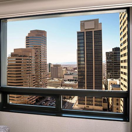 Hilton Denver City Center Extérieur photo