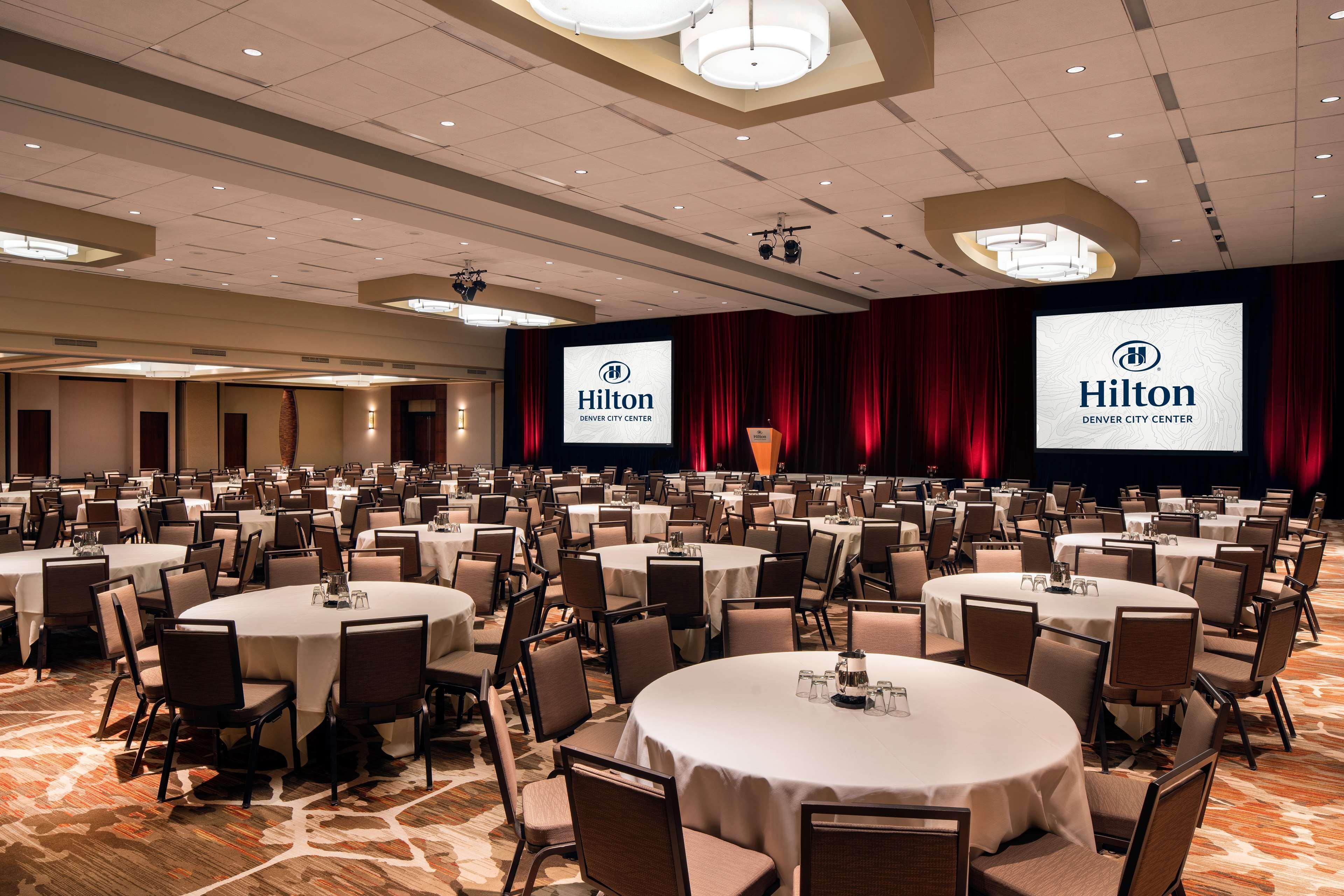Hilton Denver City Center Extérieur photo